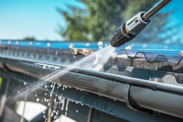Why Choose Our Certified Pressure Washing Experts for Your Project Needs in Florida Ridge, FL?